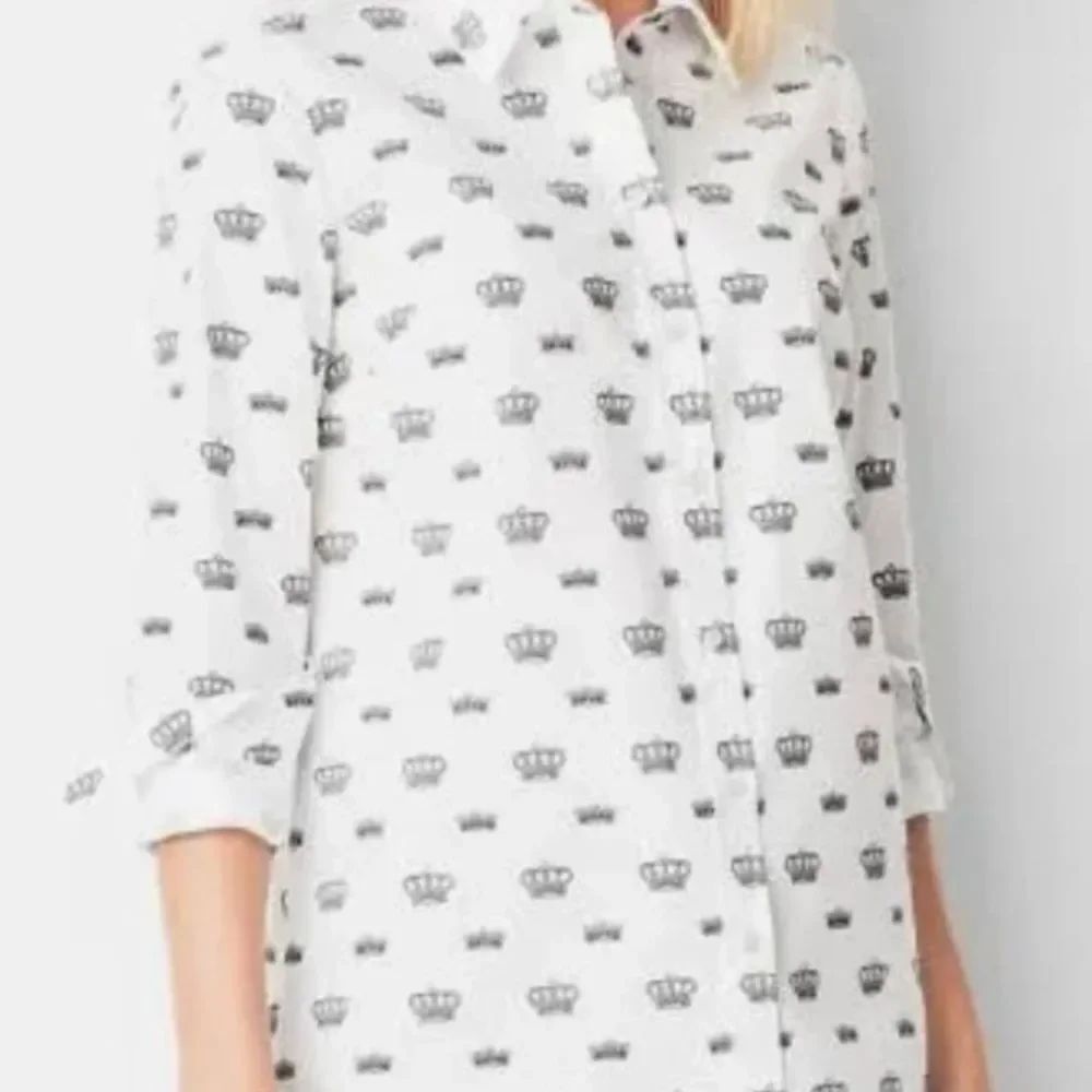 Talbots crown print cotton button up shirt, black and white M